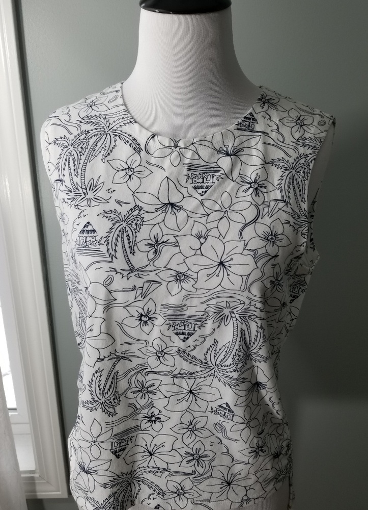 Tilt women's sleeveless top sz L